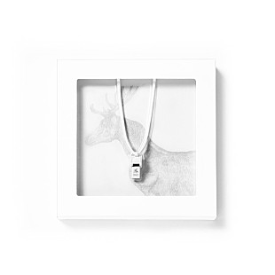 「米津玄師、ニュー・シングル『馬と鹿』商品写真を公開」