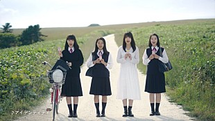 「吉岡聖恵、いきものがかり「アイデンティティ」をいろいろな人と一緒に歌う」