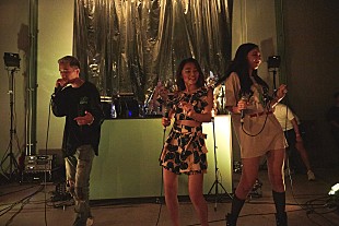 「＜ライブレポート＞KEIJU/ジュリア・ウー/RIRIが一夜限りのセッション　南青山の楽園で【PARA-】が開催」