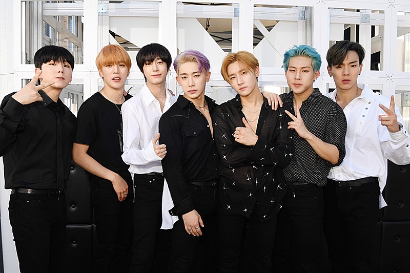 MONSTA X、米人気番組『エレンの部屋』でパフォーマンス披露