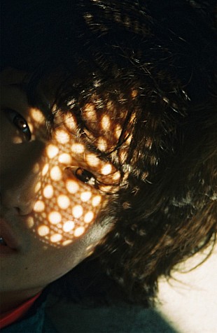 「江沼郁弥（元plenty）、ソロ・プロジェクト第2章となるアルバムより「IYAIYA」先行配信」