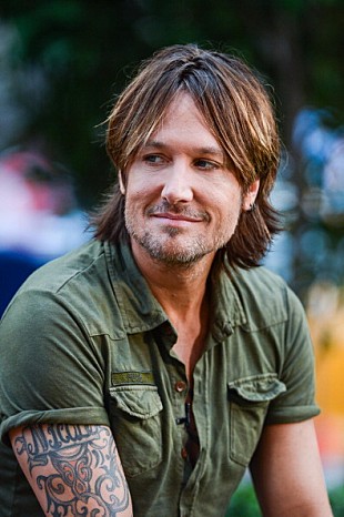 「『10月26日はなんの日？』カントリー界のスーパースター、キース・アーバンの誕生日」