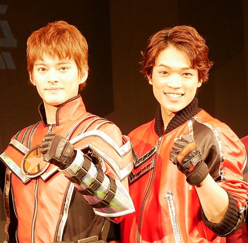 「中山優馬＆原嘉孝、鴻上作品でダンスシ－ンを披露　「ジャニ－ズトップ５」発言の原に注意」1枚目/1