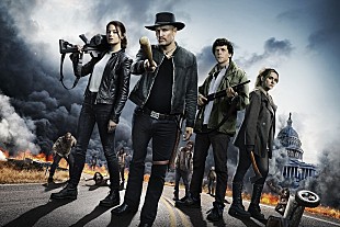 「エマ・ストーン、出世作となった『ゾンビランド』から早10年…最新作を語る」