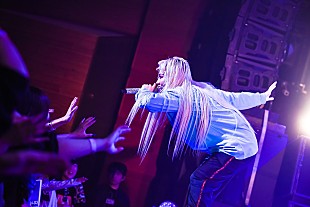 「ちゃんみな、初のホールツアーがスタート　プロジェクション・マッピングによる演出も＜ライブレポート＞」