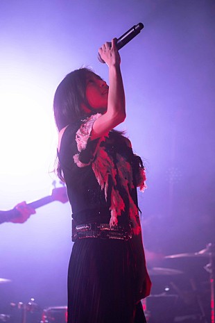 「＜ライブレポート＞milet、初ワンマンで感じた新潮流　さらなる飛躍を予感させて」