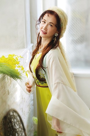 「中島みゆき、43枚目のアルバム『CONTRALTO』発売　あわせて「糸」「時代」などがAmazon musicで解禁に」