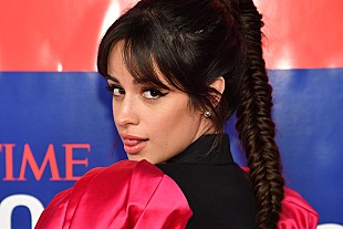 「カミラ・カベロ、米レコード協会により『ロマンス』がゴールド認定」