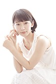 Kitri「吉岡里帆から詩的なコメント到着、KitriのALリード曲「Akari」初フルOA＆先行配信開始」1枚目/3