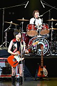 「岸谷香が森高千里と23年ぶりライブ共演、プリプリの元リーダーも」1枚目/8