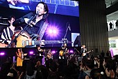 TAKURO「TAKURO（GLAY）が【JAZZ JAPAN AWARD 2019】受賞、授賞式で演奏を披露」1枚目/4