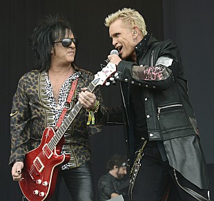 「ビリー・アイドル、米NYのアイドリング禁止キャンペーンに起用」