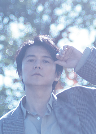 「福山雅治、30周年記念スタジオライブがWOWOWで独占生放送」