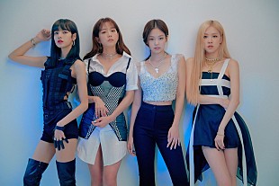 「BLACKPINKがイメージモデルのカラコン『CRUUM』3色の新色登場」