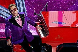 「『3月25日はなんの日？』エルトン・ジョンの誕生日、最後のツアー折り返し」