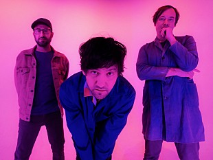 「ブライト・アイズ、9年ぶりの新曲「Persona Non Grata」をリリース」