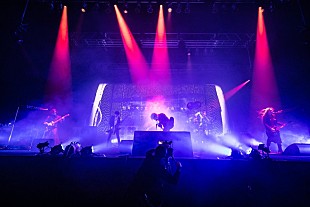 「DIR EN GREY、歴史的な無観客ライブ『The World You Live In』世界で話題に」