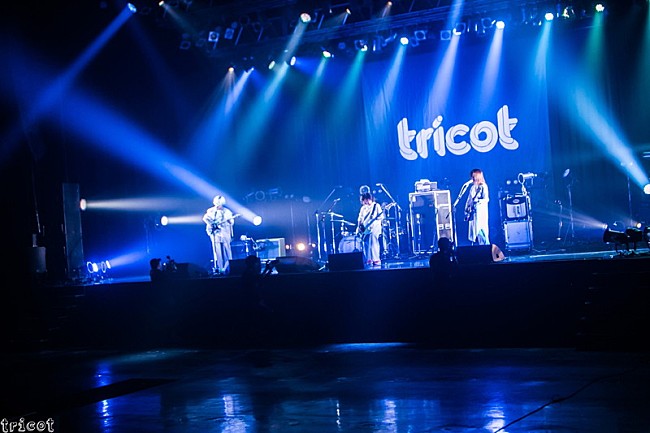 tricot「tricot、無観客ライブの映像公開＆電子チケット制のライブ配信も決定」1枚目/5