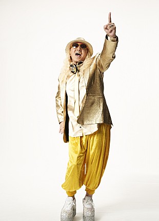 「D J K O O、ソーシャルディスタンス啓蒙のため自身の表記も文字間を広く」