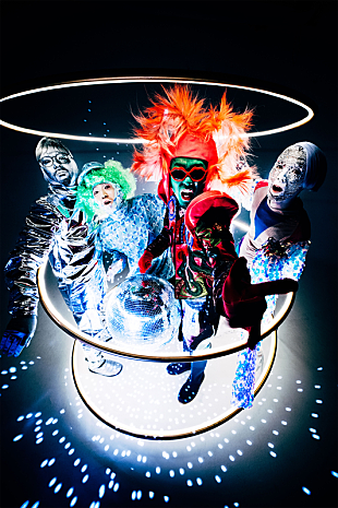 「the telephones、新アルバム『NEW！』の発売と5月の結成15周年記念ライブを延期へ」