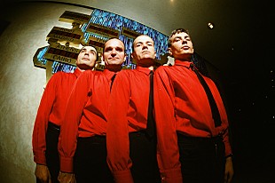 「クラフトワークの共同創設者フローリアン・シュナイダーが73歳で死去」