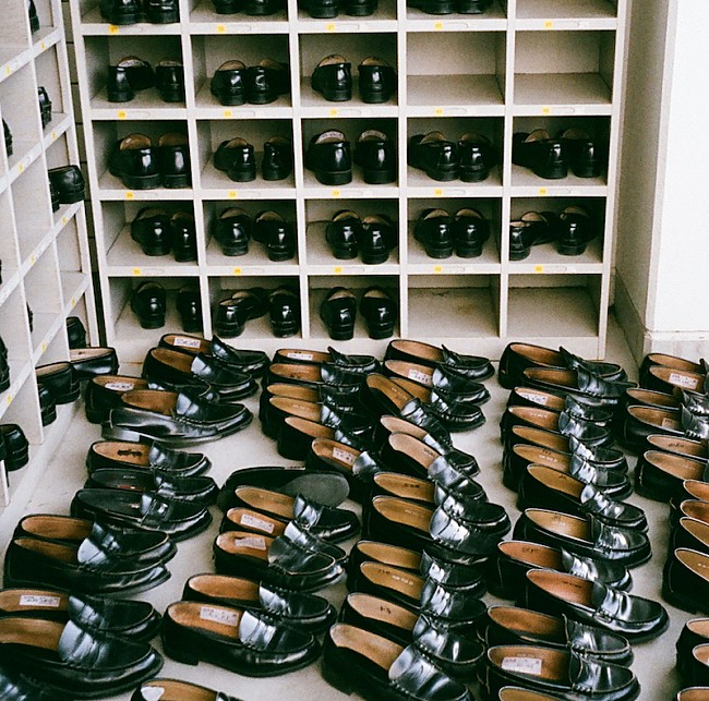 「yonigeの新曲「ここじゃない場所」先行配信、アルバム『健全な社会』収録曲」1枚目/2