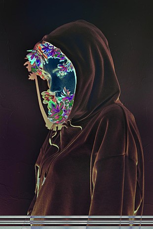 「【岩壁音楽祭】が贈るポッドキャストでermhoiのライブセット公開」