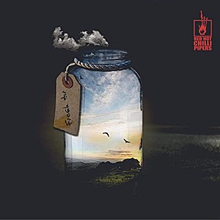 「レッド・ホット・チリ・パイパーズ、10月に来日公演決定」