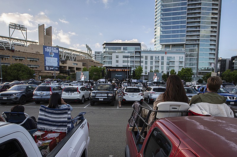 米カリフォルニア州で新ドライブ・イン・イベント・シリーズ開幕へ