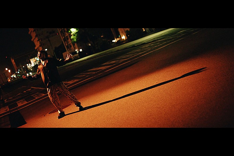 1-SHINEが総勢121組から選ばれ1万円で制作したMV公開、12週連続リリース第7弾「I'm Sorry」