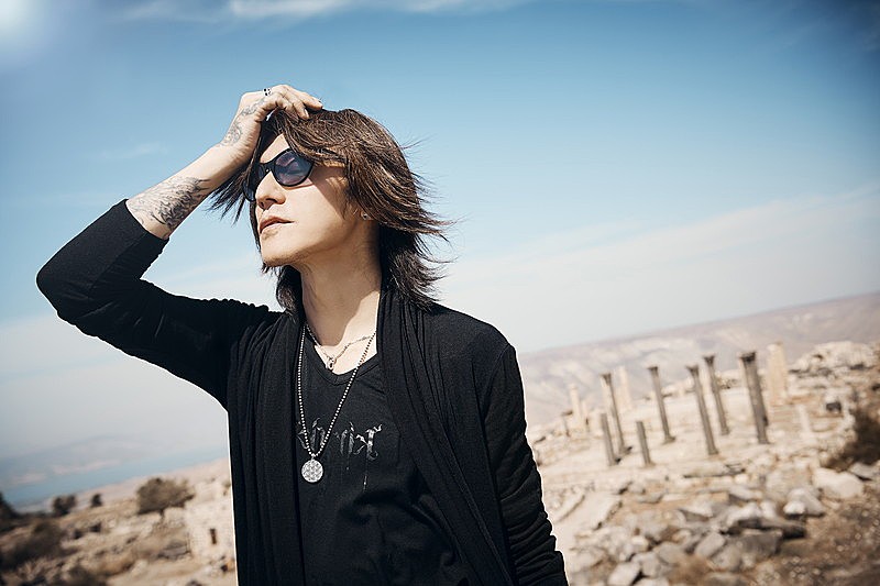 SUGIZO、誕生日公演のライブアルバム『LIVE IN TOKYO』9月リリース