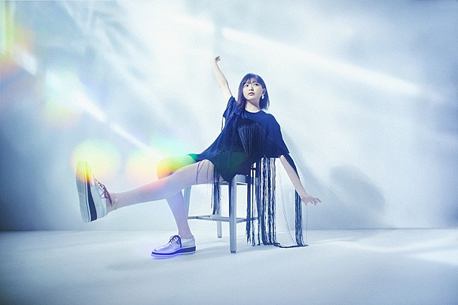 「三阪咲、TikTokで新曲MVを異例の先行公開＆ダンス初披露」1枚目/4