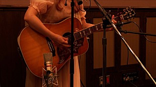 「コレサワ、スタジオライブ映像を期間限定公開」