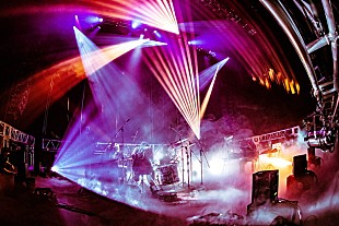 「King Gnu、配信ライブの副音声的生配信を実施」