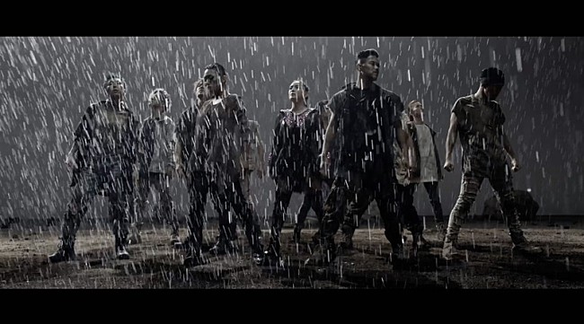 「浜崎あゆみ、小室哲哉作曲「Dremaed a Dream」Promotional Clip公開」1枚目/5