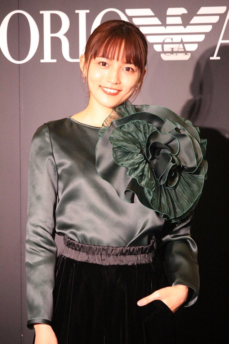 「川口春奈「うれしいし、本当にびっくり」　エンポリオ　アルマ－ニの広告モデルに就任」1枚目/1