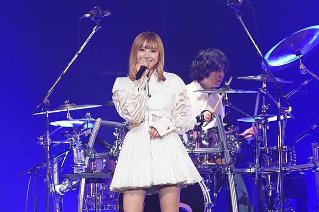 安斉かれん「安斉かれん、自身初のライブパフォーマンス【a-nation online 2020】」1枚目/4