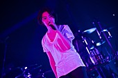 家入レオ「＜ライブレポート＞家入レオ 様々な表情と声色で魅了した初配信ライブ」1枚目/6