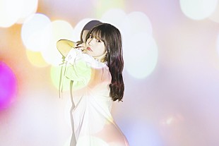 「内田真礼、新SG『ハートビートシティ／いつか雲が晴れたなら』アー写＆楽曲詳細公開」