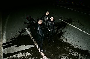 「yahyel、極限の緊迫感と奇妙な一体感「TAO」ライブ映像公開」