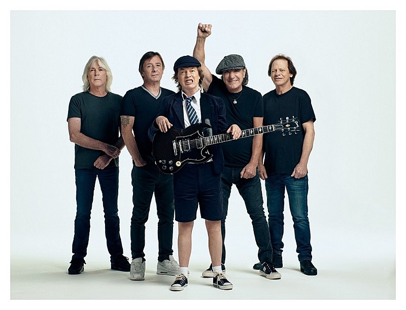 AC/DC、6年ぶりのニューAL『パワーアップ』から1stシングル「ショット・イン・ザ・ダーク」解禁 