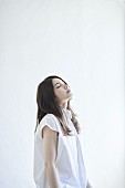 斎藤アリーナ「斎藤アリーナ、全て自作詞作曲による初のEP『Made of You』を11月にリリース」1枚目/2