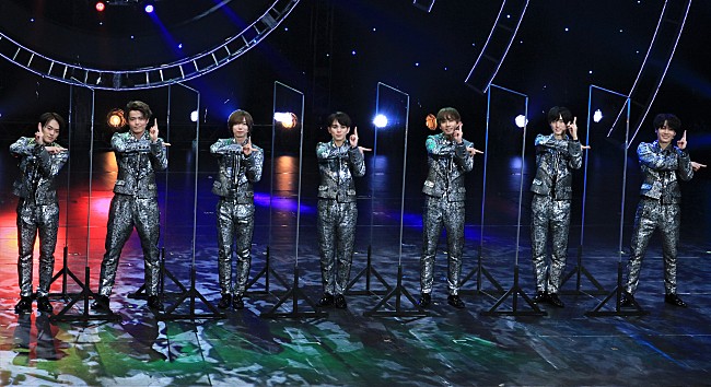 「滝沢秀明「エンタメの灯を絶やすことはしない」　新橋演舞場で２２５日ぶりにジャニ－ズが上演」1枚目/1