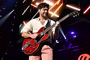 「ナイル・ホーラン、自身のツアー・クルー救済のために有料ライブ配信を実施へ」