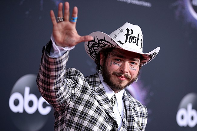 ポスト・マローン「【2020 #BBMAs】ポスト・マローンが＜トップ・アーティスト賞＞受賞、計9つの賞に輝く」1枚目/1