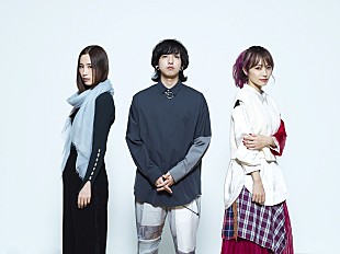 「Ayase（YOASOBI）による楽曲をLiSA×Uru歌唱、ソニーのCM動画公開」