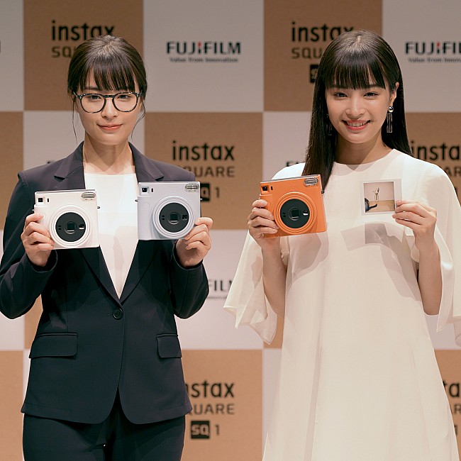 「広瀬すず、新製品発表会で一人四役　司会、宣伝部長、ゲスト女優…」1枚目/1