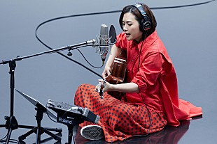 「YUIが『THE FIRST TAKE FES』で「TOKYO」「CHE.R.RY」歌唱」