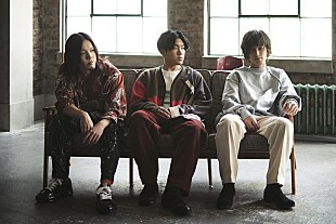 「reGretGirl、初のフルアルバム『カーテンコール』でメジャーデビュー」
