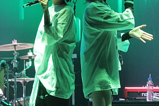 「＜ライブレポート＞ネット音楽シーンの新星、THE BINARYの次元を超えて拡大する表現世界」